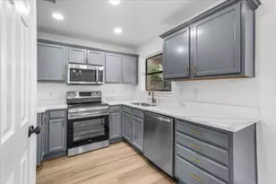 2506 Aloha Dr, Mesquite, TX 75150 - Photo 2