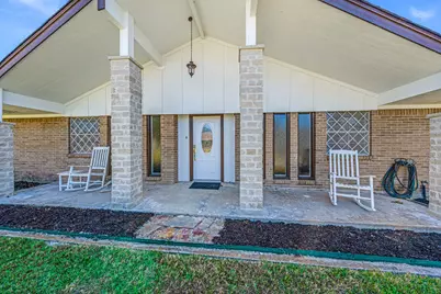 1075 Oak Ridge Drive, Oak Ridge, TX 75160 - Photo 2