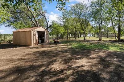 13800 Fm 1384, Justin, TX 76247 - Photo 34
