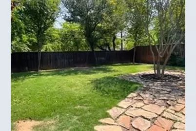 8926 Angleton Place, Dallas, TX 75243 - Photo 2