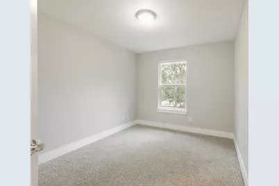 724 W Walker Street, Denison, TX 75020 - Photo 10