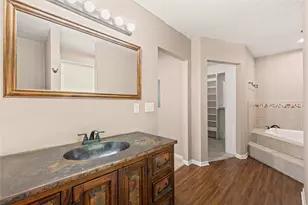 919 N 11th St, Temple, TX 76501 - Photo 18