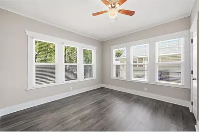 3333 Meadowbrook Drive, Fort Worth, TX 76103 - Photo 10