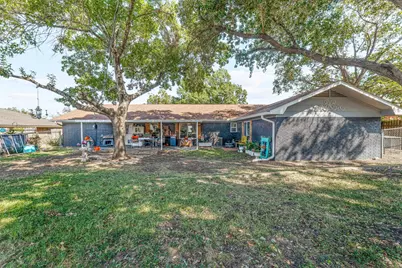 919 S Avenue N, Clifton, TX 76634 - Photo 32