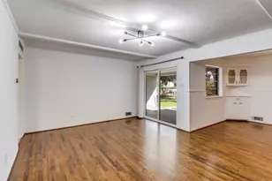 8060 Woodhue Rd, Dallas, TX 75228 - Photo 12