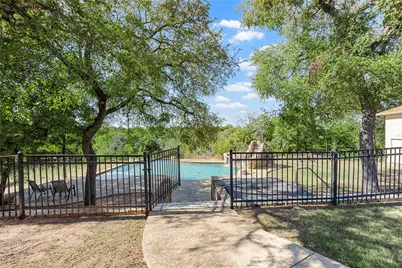 1125 Whispering Oaks, China Spring, TX 76633 - Photo 36