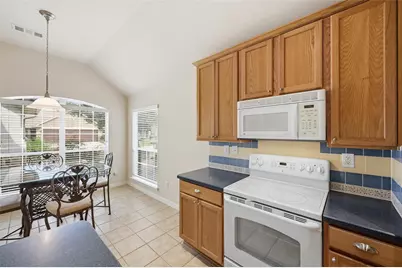 10417 Belvedere Drive, Denton, TX 76207 - Photo 14