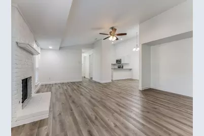 4206 Spring Meadow Lane, Flower Mound, TX 75028 - Photo 4