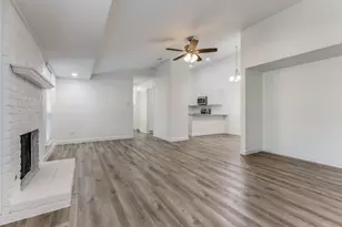 4206 Spring Meadow Ln, Flower Mound, TX 75028 - Photo 4