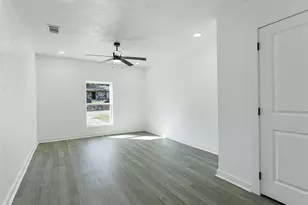 609 E Linda Dr, Garland, TX 75041 - Photo 12