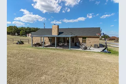 206 E Arbor Court, Springtown, TX 76082 - Photo 28