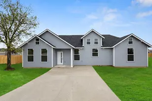 187 Cactus Canyon Dr, Bridgeport, TX 76426 - Photo 1