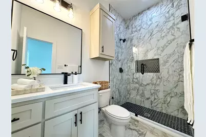 1611 Gibbons Street, Greenville, TX 75401 - Photo 18