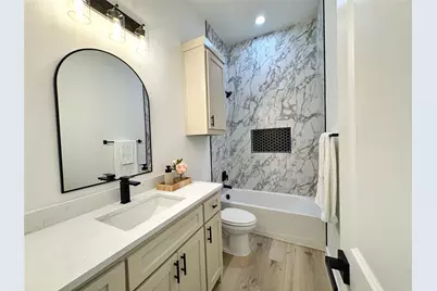 1611 Gibbons Street, Greenville, TX 75401 - Photo 14