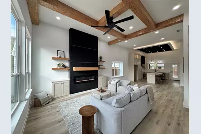 1611 Gibbons Street, Greenville, TX 75401 - Photo 4