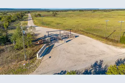51 Cattle Trail, Palo Pinto, TX 76484 - Photo 16