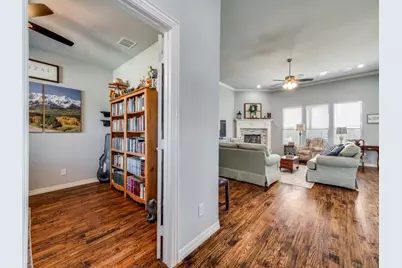 808 Mary Lee Lane, Collinsville, TX 76233 - Photo 4