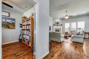 808 Mary Lee Ln, Collinsville, TX 76233 - Photo 4