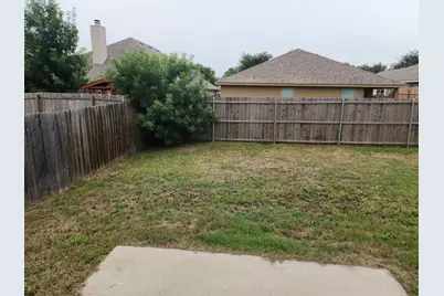 829 Poncho Lane, Fort Worth, TX 76052 - Photo 12