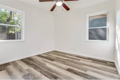 803 Clover Park Drive, Arlington, TX 76013 - Photo 18