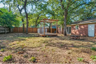 803 Clover Park Drive, Arlington, TX 76013 - Photo 20