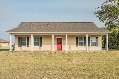 307 E Vernon Street, Decatur, TX 76234 - Photo 1