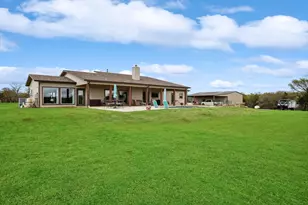 812 McKenzie Rd, Tioga, TX 76271 - Photo 28