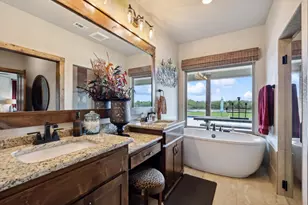 812 McKenzie Rd, Tioga, TX 76271 - Photo 14