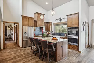 812 McKenzie Rd, Tioga, TX 76271 - Photo 6