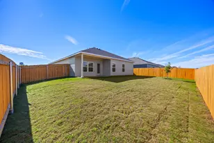 1001 Park Oak Ln, Crowley, TX 76036 - Photo 14