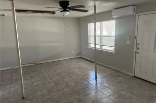 801 E Gentry, Hamilton, TX 76531 - Photo 16