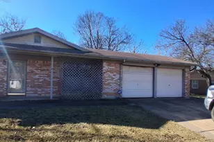 124 N Imperial Dr, Denison, TX 75020 - Photo 1