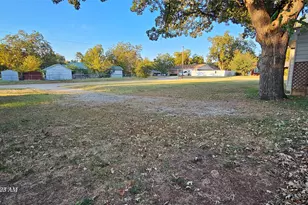 407 Pecan St, Clyde, TX 79510 - Photo 32