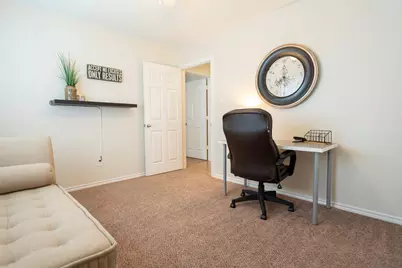 1040 Monarch Drive, Lewisville, TX 75067 - Photo 18