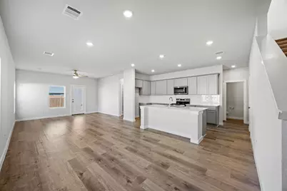 1017 Park Oak Lane, Crowley, TX 76036 - Photo 4