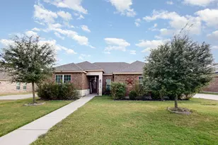 528 Meadow Springs Dr, Glenn Heights, TX 75154 - Photo 1
