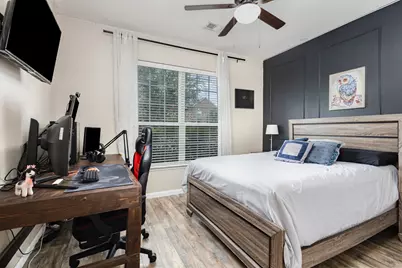 528 Meadow Springs Drive, Glenn Heights, TX 75154 - Photo 10