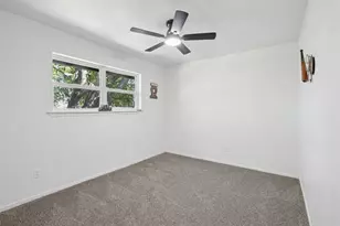 801 E Timberview Ln, Arlington, TX 76014 - Photo 16