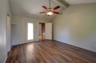 8208 Willow Glen Ct, Fort Worth, TX 76134 - Photo 16