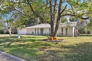 212 Lou St, Sulphur Springs, TX 75482 - Photo 4