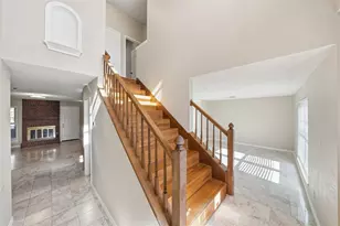 1109 Holly Dr, Carrollton, TX 75010 - Photo 2