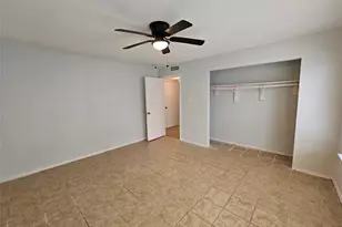 2227 Nantucket Village Dr, Dallas, TX 75227 - Photo 10