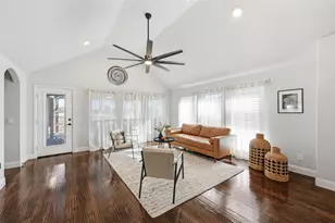 553 Harvest Grove Dr, Waxahachie, TX 75165 - Photo 8