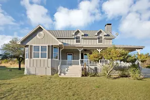 528 Mill Creek Ct, Azle, TX 76020 - Photo 2