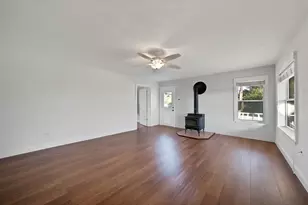 528 Mill Creek Ct, Azle, TX 76020 - Photo 10