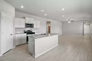 7509 Windy Arch Ln, Denton, TX 76259 - Photo 2