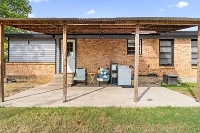 127 W Cedar Street, Hurst, TX 76053 - Photo 22