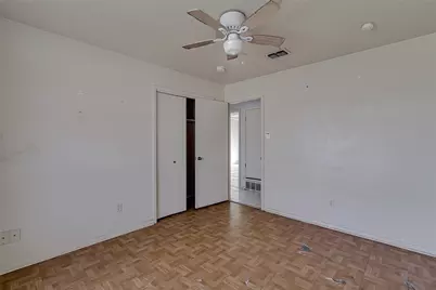 2215 SW Wilshire Boulevard, Burleson, TX 76028 - Photo 32