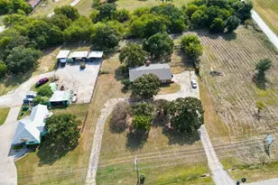 2215 SW Wilshire Blvd, Burleson, TX 76028 - Photo 10