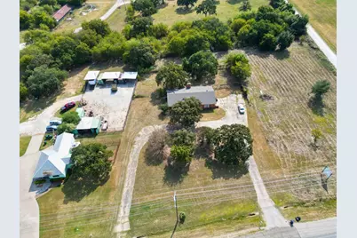 2215 SW Wilshire Boulevard, Burleson, TX 76028 - Photo 10